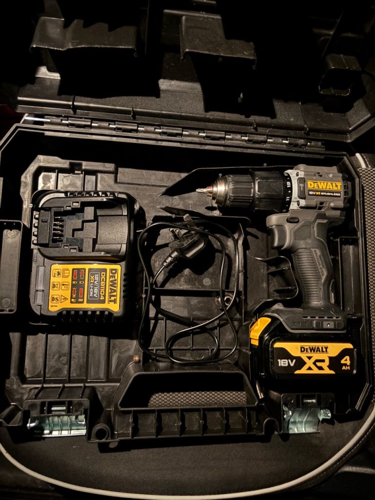Dewalt 18v limited addition Combi drill with 4amp box and charger 