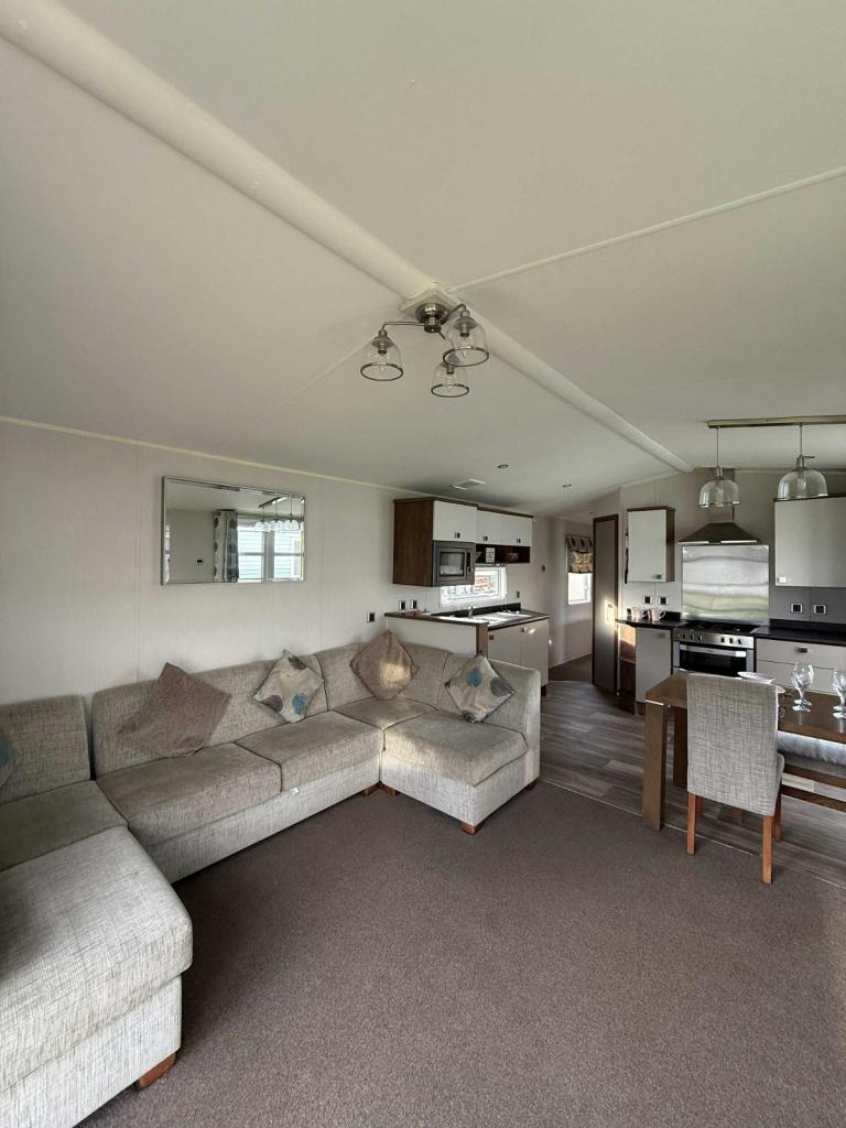 REDUCED HOLIDAY HOMES