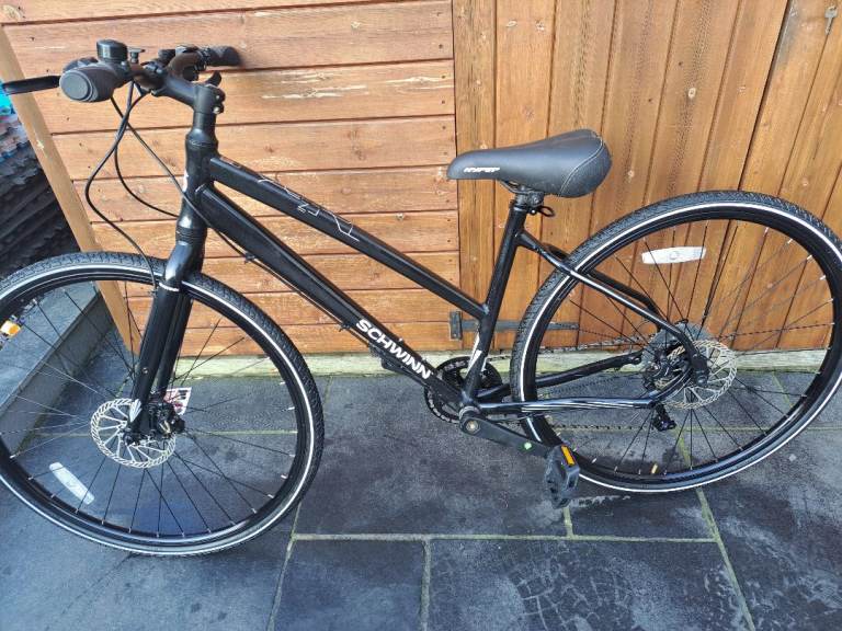women - mens schwinn interlink hybrid bike 10 gears 16 inch frame 700c wheels