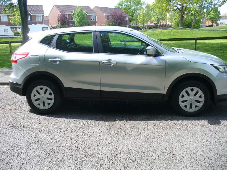 NISSAN QASHQAI 1.5 DCI VISIA MANUAL 2014