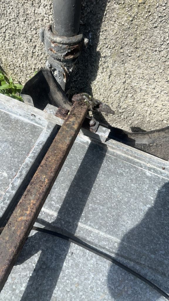 trailer hub axel 