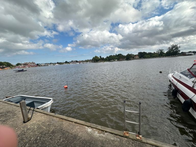 Mooring for annual rent in Central Oulton Broad