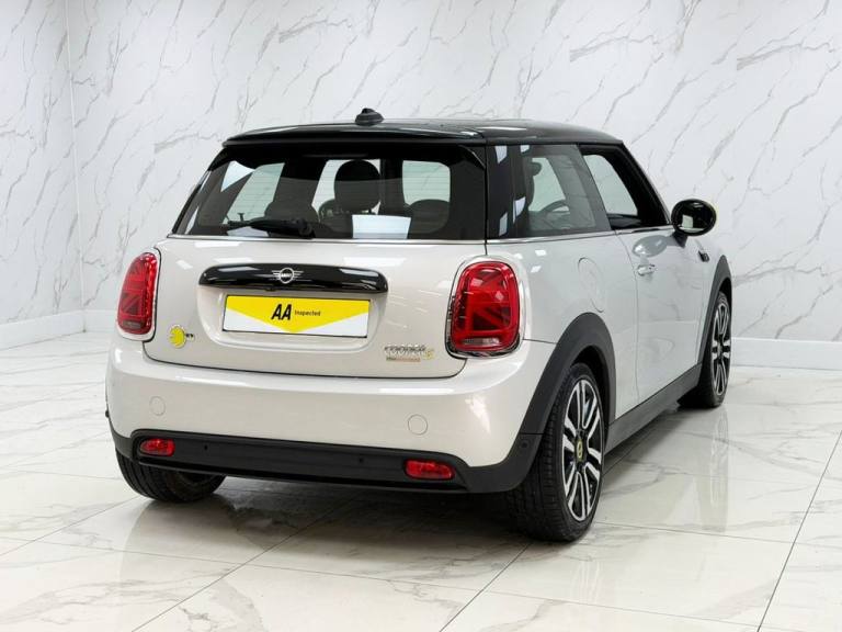 2021 MINI Electric Hatch Cooper SE 32.6kWh Level 3 Hatchback 3dr Electric Auto (184 ps) Hatchback...