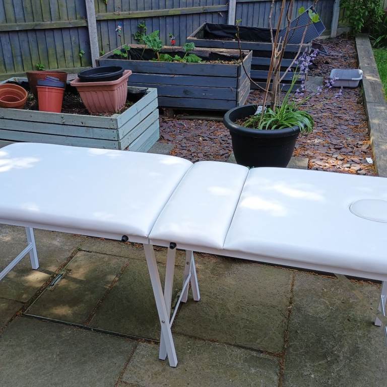 Massage / Physiotherapy Table