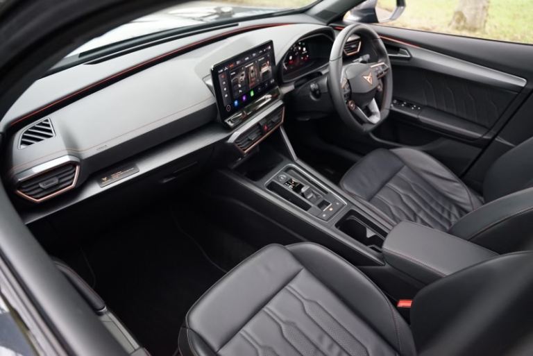 CUPRA Formentor VZ Edition 2.0 TSI 310 DSG 4Drive | 20/70 Plate | Panoramic Roof
