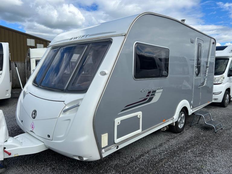 Swift Conqueror 480 / 2 2008