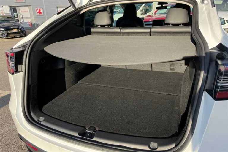 2023 Tesla Model Y Long Range AWD 5dr Auto MPV ELECTRIC Automatic