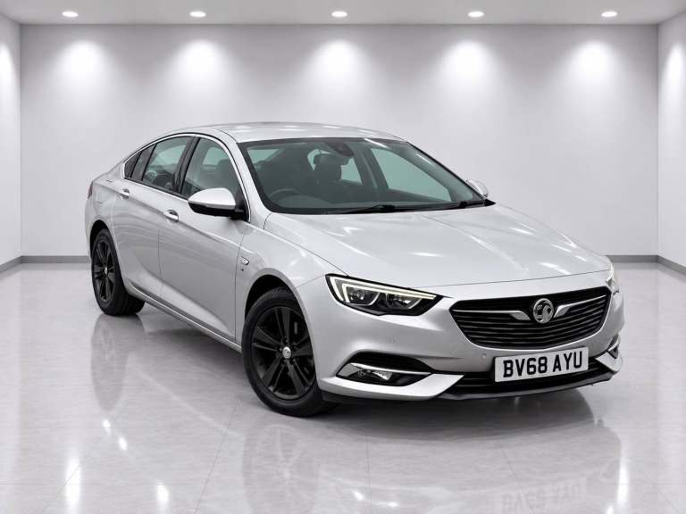 2018 Vauxhall Insignia 1.6 Turbo D [136] SRi Nav 5dr HATCHBACK Diesel Manual
