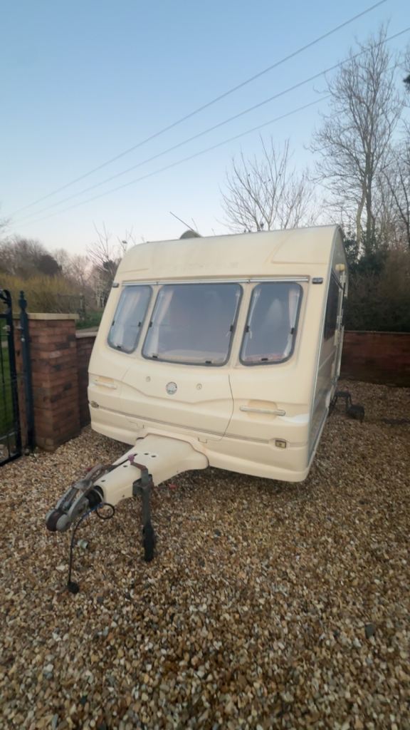 Avondale Mayfly 2004