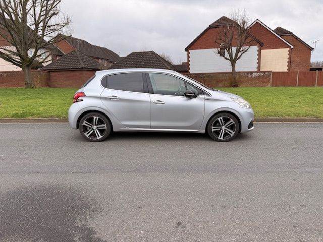 2018 PEUGEOT 208 AUTOMATIC- 49K  GT LINE