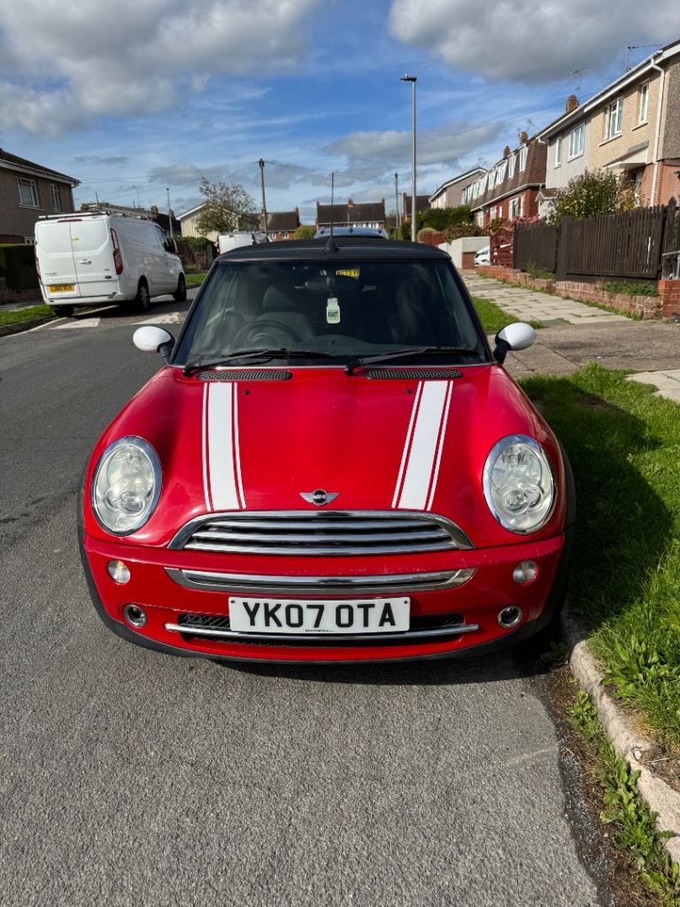 Mini Cooper Convertible - Low Mileage