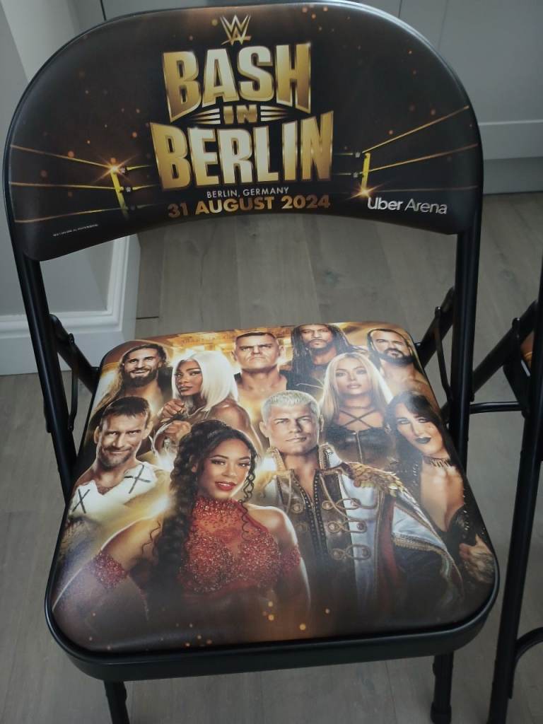 Rare WWE  ringside chairs bash in Berlin x 2