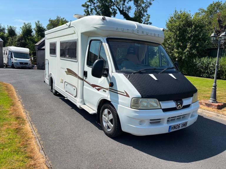 Autocruise Starlet II Coach Built Motorhome. 2006 Peugeot 2.2 Diesel. 2 Berth. 3.5T. End Washroom 