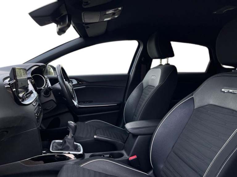  Kia Ceed 1.5 T Gdi Gt Line Hatchback 5dr Petrol Manual Euro 6 s/s 158 Bhp