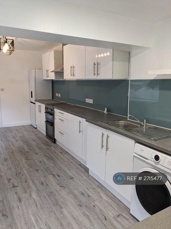 1 bedroom in Maple Street, Sheerness, ME12 (#2715477)