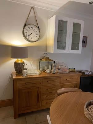 Glass Fronted Cabinet ( White)