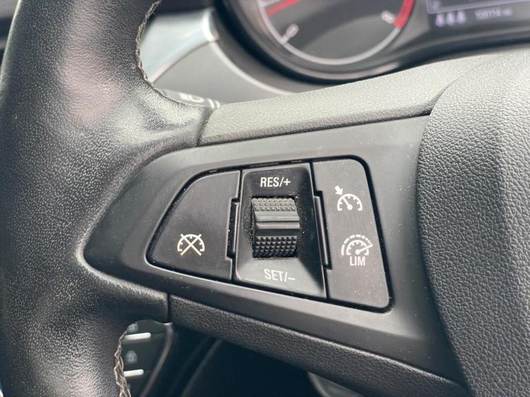 2017 Vauxhall Corsa 1.4i ecoTEC Energy Euro 6 5dr (a/c) Hatchback Petrol Manual