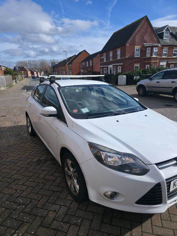 Ford, FOCUS, Hatchback, 2012, Semi-Auto, 1596 (cc), 5 doors