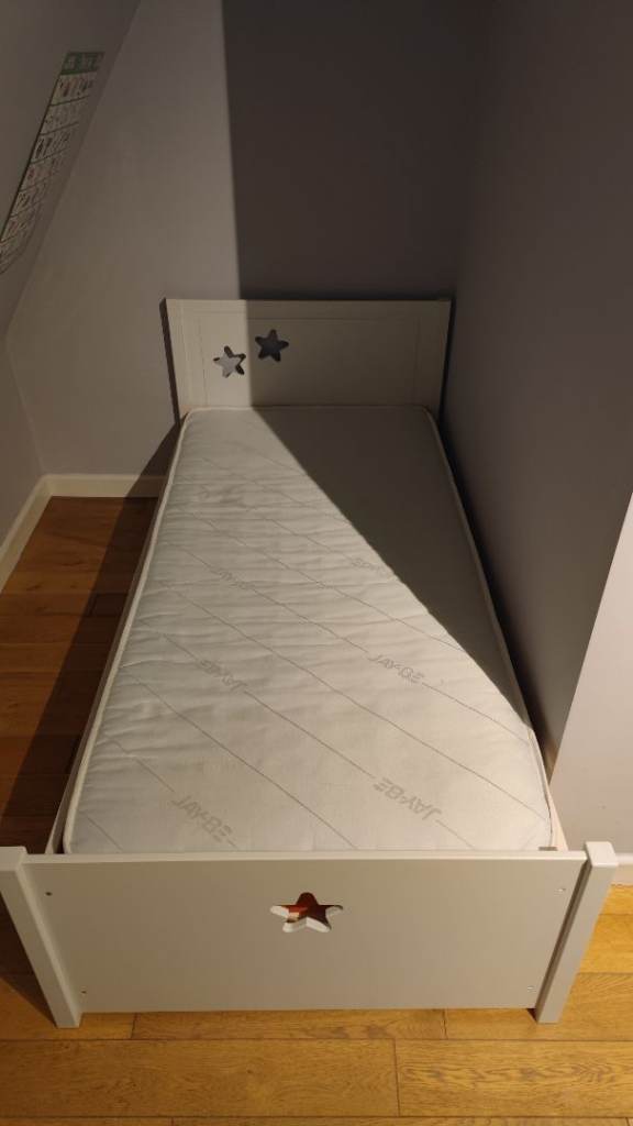 Flexa NOR Single Day Bed With pull out trundle bed Wood/White Very Good
