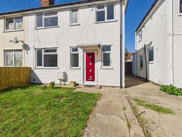 3 bedroom house in Napier Road, Oxford