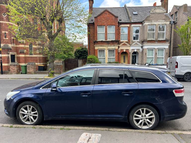 Toyota, AVENSIS, Estate, 2010, Manual, 1998 (cc), 5 doors