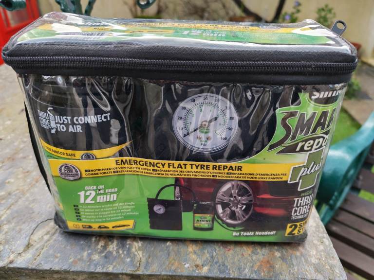 Slime Smart Repair Roadside Puncture Kit - Inc 12v Air Compressor & Tyre Sealant