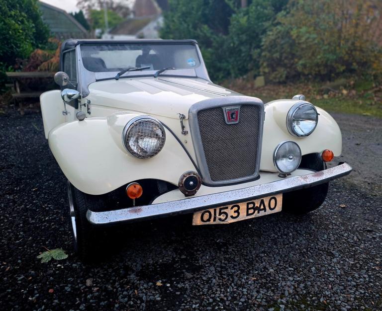 1986 Ford SPARTAN Roadster  PETROL Manual