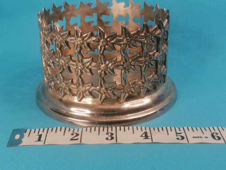 Vintage Wine Bottle stand, holder. Indian style. All measurements on pictures.