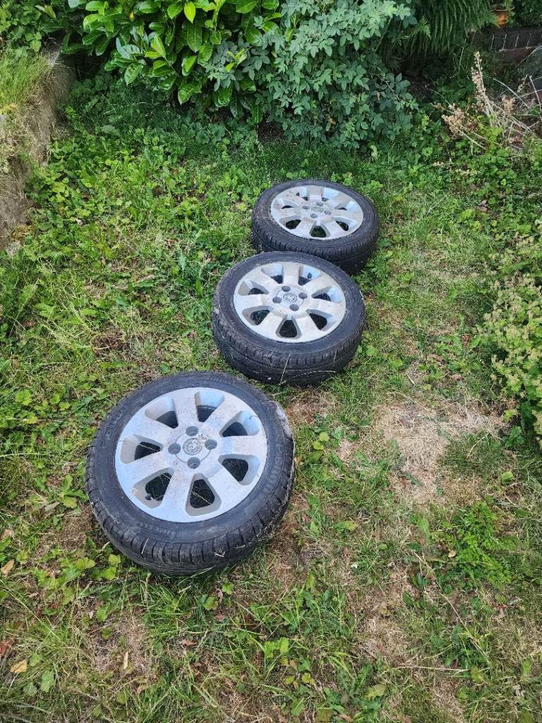 Vauxhall Alloys and Tyres 