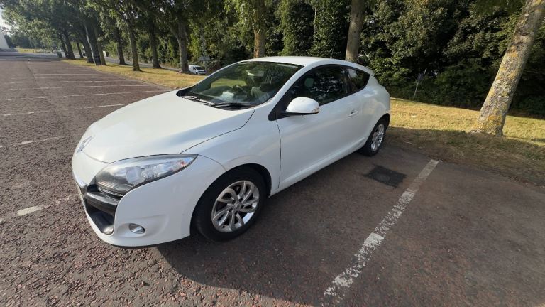 Renault, MEGANE, Coupe, 2013, Manual, 1461 (cc), 3 doors