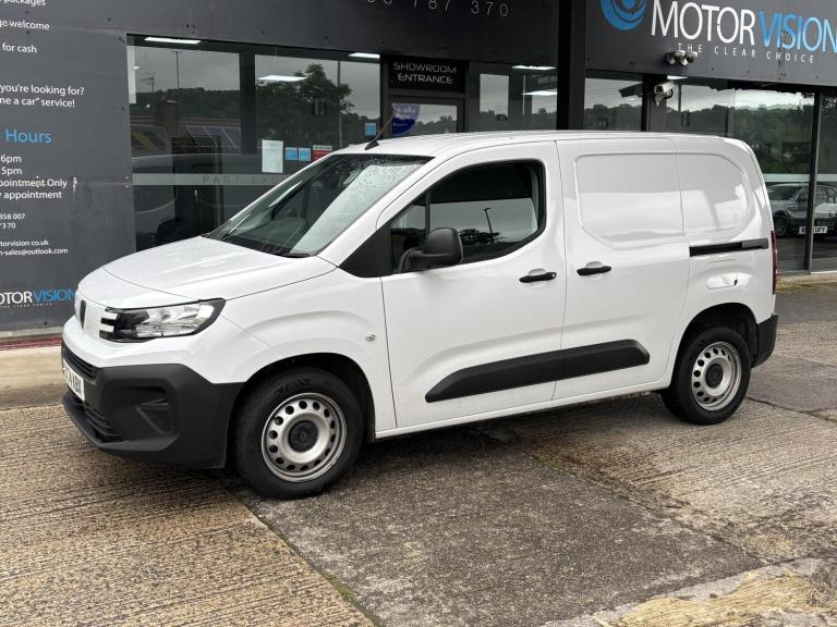 2024 Peugeot Partner 1.5 BlueHDi 100 Professional Van PANEL VAN DIESEL Manual