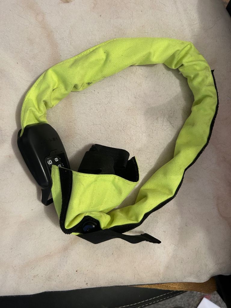 Spin hiplok security chain