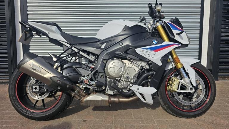 BMW S1000R
