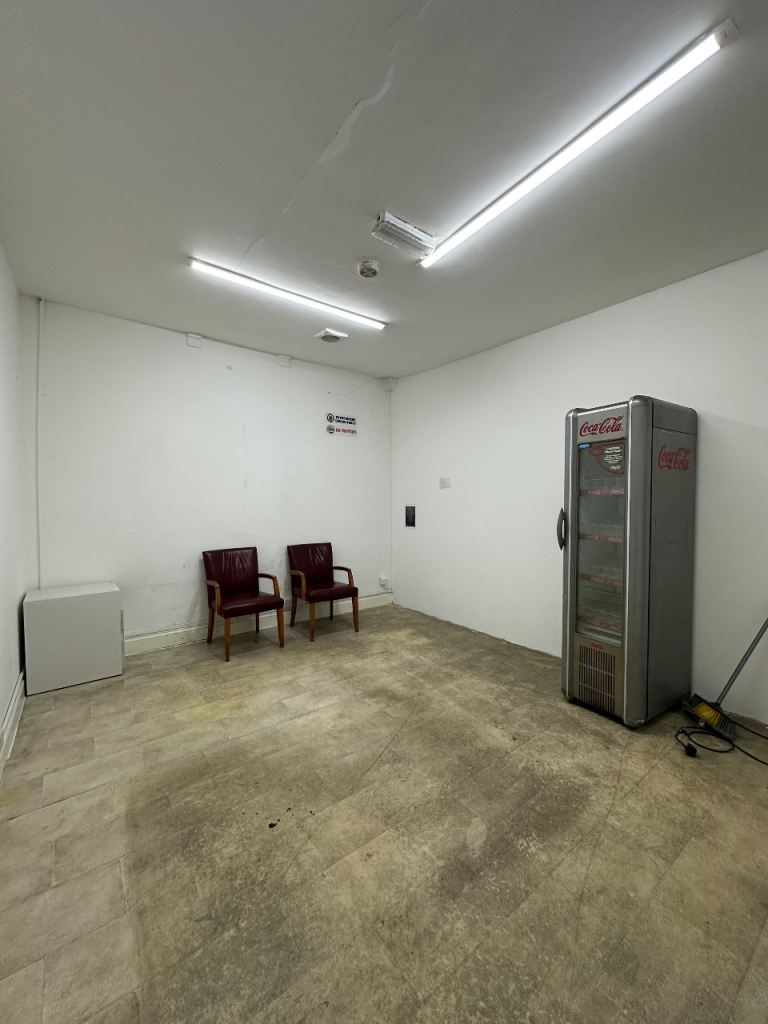 🏢 WELL-SIZED OFFICE SPACE TO LET – WHITECHAPEL E1 (GROUND FLOOR REAR) 🌟