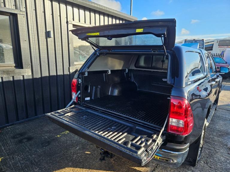 2021 Toyota Hilux Icon D/Cab Pick Up 2.4 D-4D Auto PICK UP DIESEL Automatic