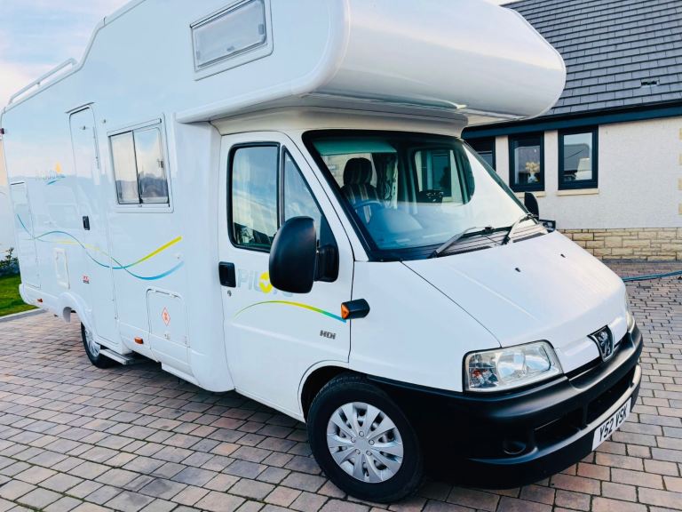 PILOTE AVENTURA MOTORHOME LOW MILES 6 BERTH