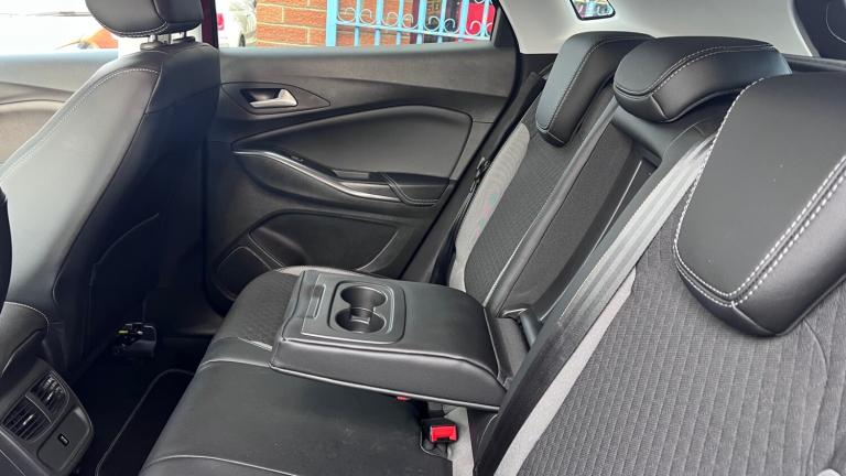 2021 Vauxhall Grandland X 1.5 Turbo D SRi Nav 5dr HATCHBACK Diesel Manual