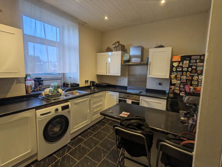 1 Bedroom Flat on Second Floor
