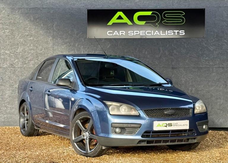 FORD FOCUS 2.0 Ghia 4dr 2006