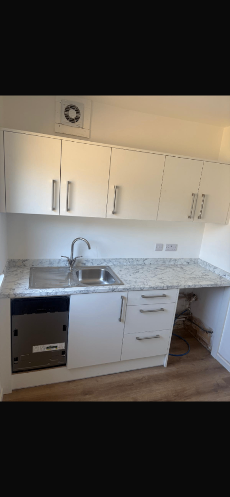 A lovely newly refurbished ground studio flat in Reading