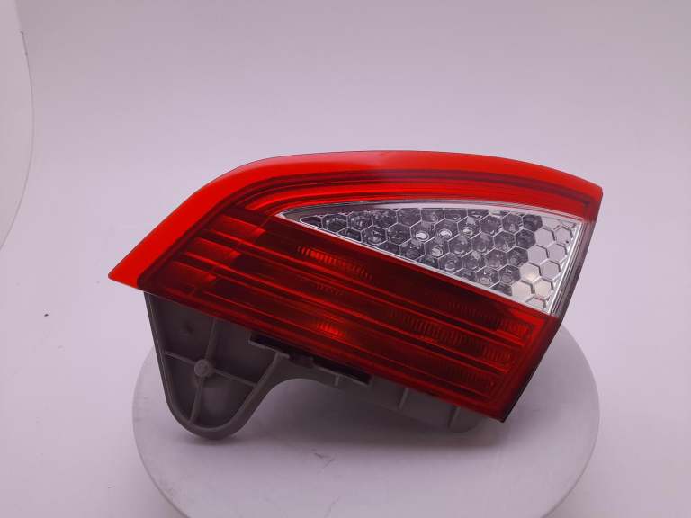 Ford Mondeo Tail Light Rear Lamp O/S 2010-2014 5 Door Hatchback Rh