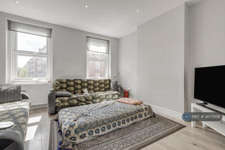 4 bedroom flat in Homerton High St, London, E9 (4 bed) (#2877008)