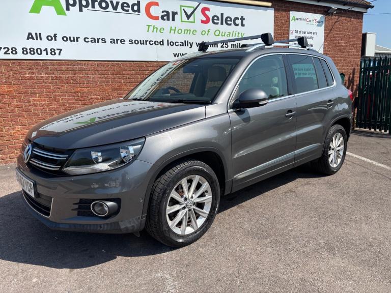 2012 Volkswagen Tiguan 2.0 TDi BlueMotion Tech SE 5dr ESTATE Diesel Manual