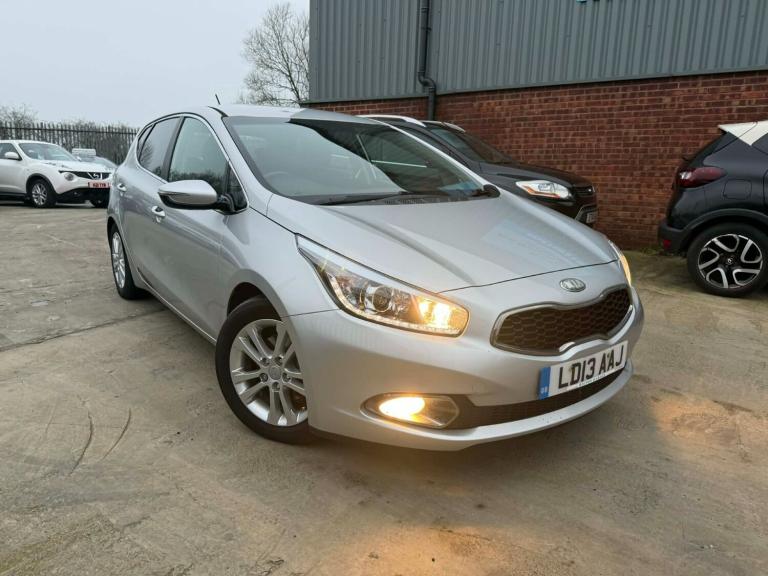 2013 Kia Ceed 1.6 CRDi 3 EcoDynamics 5dr 3 MONTHS WARRANTY, HPI CLEAR, 3 OWNERS FROM NEW HATCHBAC...
