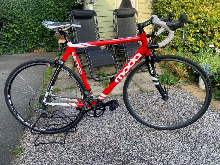 image for MODA TEMPO HALF CARBON 20 SPEED ROAD BIKE,56cm FRAME,105 SHIFTERS/TIAGRA GEARS/SRAM APEX