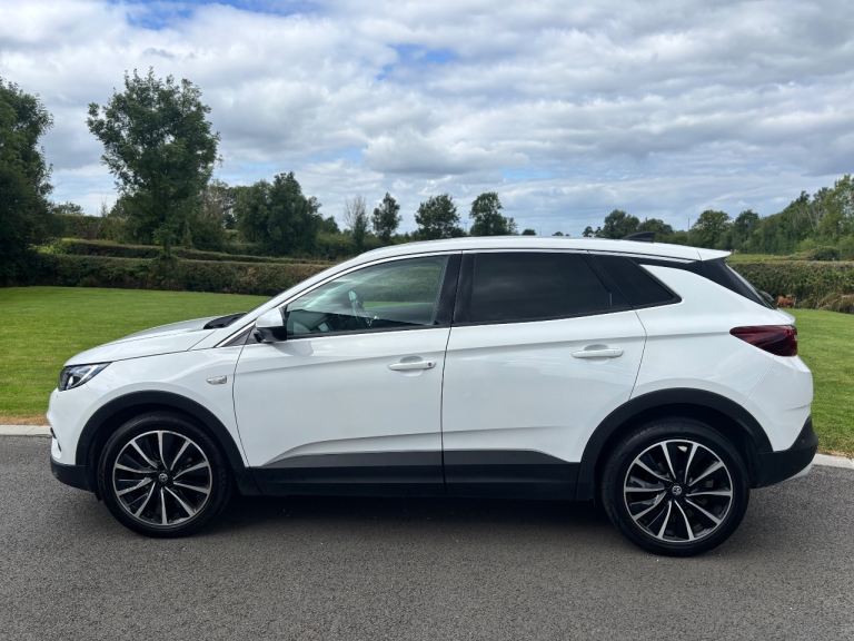 Vauxhall, GRANDLAND X, Hatchback, 2021, Manual, 1199 (cc), 5 doors