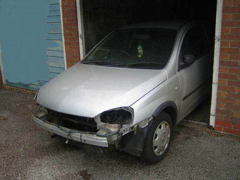 (SPARES ONLY - NO CAR) 2001 Vauxhall Corsa C 1.0 Club (40k Miles) 3-Door 5-Speed Petrol Silver