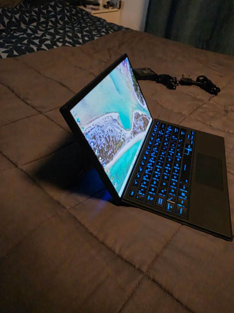 ASUS ROG Flow Z13 13.4in Touchscreen i9-12900H 16gb, 1TB RTX 3050 Ti W11