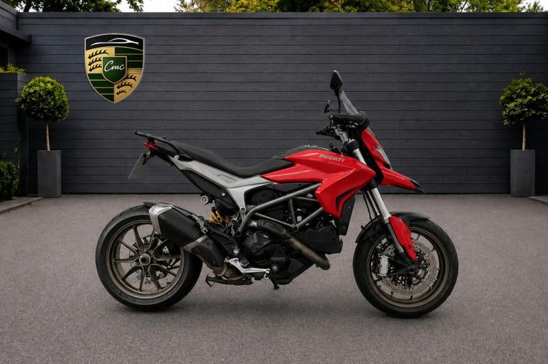 2013 Ducati Hyperstrada 821 821 Euro 3 Petrol Manual