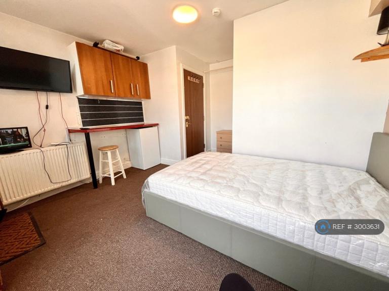 1 bedroom in Stourbridge Road, Dudley, DY1 (#3003631)
